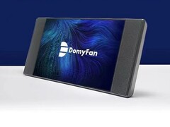 DomyFan的12.3英寸FHD触摸屏具有16:7的长宽比。(图片来源: DomyFan)