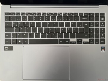 三星Galaxy Book4 Pro 16：键盘和触摸板