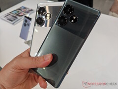 与图中的 GT 6 不同，Realme GT 7T 将使用联发科 SoC（图片来源：Notebookcheck）