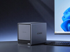 N3A 有四个 SATA 硬盘托架和两个 M.2 固态硬盘插槽。图:NAS 放在显示器旁边的宣传图片。