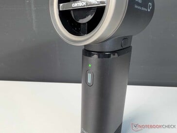 两个按钮和电量指示灯