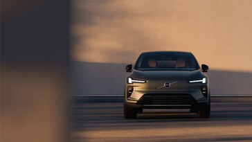 400 英里 EX60 SUV。(图片来源：沃尔沃）