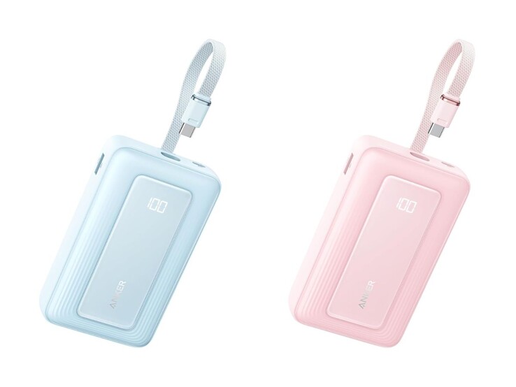 蓝色（左）和粉色（右）版本的 Anker Zolo Power Bank（20K，45W）。 图片来源：Anker