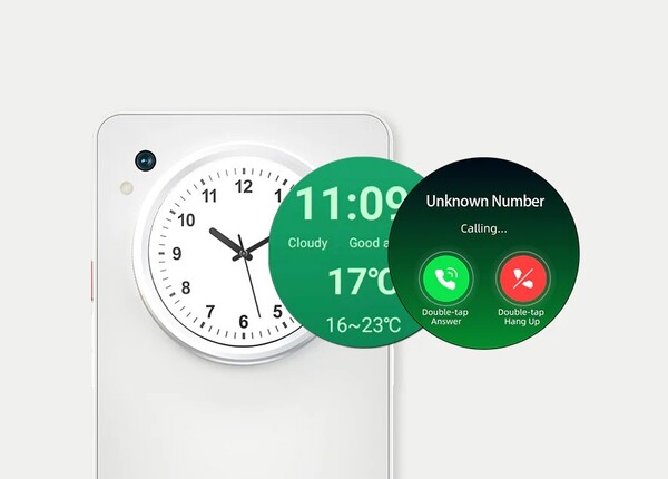 背面的彩色显示屏可用于查看通知和相机取景器。