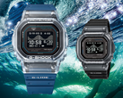卡西欧的蓝色 GBX-H5600-2(左)和黑色 GBX-H5600-1(右)。