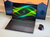 依然是最快、最静音的游戏本之一——Razer Blade 18 2026 评测