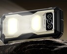 V Max S 是一款配备多个强力手电筒的新型智能手机（图片来源：Doogee）