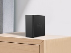 F4 SSD：采用固态硬盘的新型网络存储设备。(图片来源：TerraMaster）