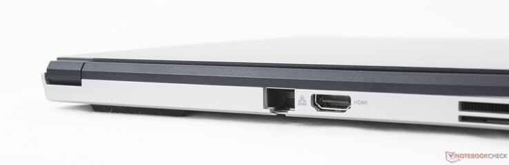 后置RJ-45，HDMI 2.1