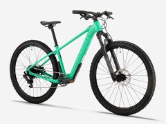 迪卡侬 Rockrider E-EXPL 900 26 英寸电动自行车现已在欧洲上市。(图片来源：迪卡侬）