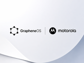 摩托罗拉与 GrapheneOS 的合作（图中显示了双方的标志）