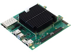 HoneyComb Ryzen V3000 是一款配备 AMD 芯片组和快速以太网端口的全新主板（图片来源：SolidRun）