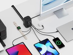 Anker 充电站（9 合 1，100W）已在美国上市。(图片来源：Anker）