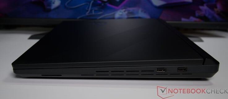 正确写法：2个 USB-A 3.2 Gen. 2 接口（10 Gbit/s）