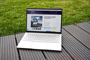 Ninkear S14 室外(阴天)