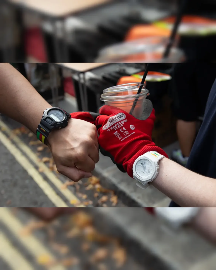 卡西欧与 Channel One 此前的一次联名合作,以及据称的新款(白色款)。
