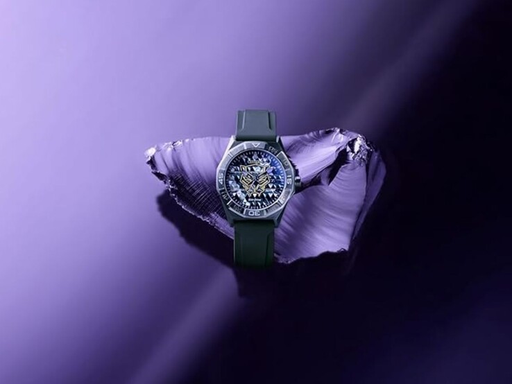 西铁城黑豹 60 周年纪念腕表