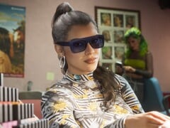 GTA 6 中的 Lucia 现身美发沙龙