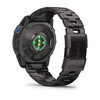 Garmin D2 Mach 1 Pro 智能手表。(图片来源：Garmin）