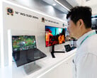 三星显示展示了一款16英寸2.5K OLED笔记本电脑面板，刷新率最高可达300Hz，这是首款达到该刷新率的笔记本电脑OLED面板。