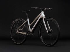 Editor Hybrid Pro 360 FE:搭载博世轮毂电机的全新城市电动自行车