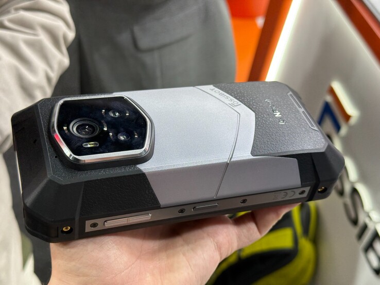 即将推出的 Fossibot F107 Pro 配备 28,000 mAh 超大容量电池（图片来源：Fossibot）