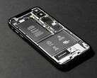 欧洲型号的智能手机电池容量往往小于中国同类产品（图片来源：Tyler Lastovich）