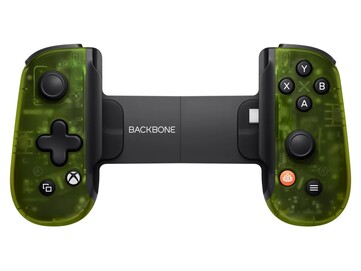 Backbone One Xbox Edition 采用 USB-C 接口，可兼容Android 智能手机和配备 USB-C 接口的新款 iPhone。(图片来源：Backbone）