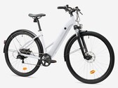 迪卡侬 Rockrider E-ACTV 100 低车架电动自行车现已上市。(图片来源：迪卡侬）