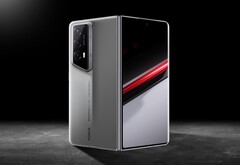 Honor 与 Magic V2 RSR Porsche Design 一起运送各种专属配件。(图片来源： )Honor