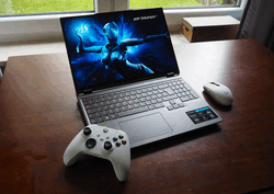 Erazer Beast 16 X1 是一款非常出色的游戏笔记本电脑