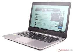 In review: Asus ZenBook UX310UQ-FC396T. Test model courtesy of Cyberport.de