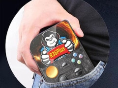 R36S Plus 包含一些奇怪的功能。(图片来源：AliExpress）