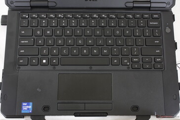 白色键盘背光是一个选项，而不是一个标准功能。与Getac B360不同，没有红色背光选项。