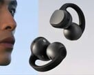 据称是三星推出的 Galaxy Buds On 夹式耳塞。