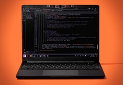 Framework Laptop 13 拥有金属机身的 Pro 版本。