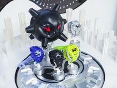 新款手表有四种醒目的颜色--黑色、紫色、青绿色和银色。(图片来源:卡西欧中国)