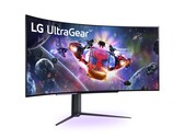 LG UltraGear 45GR95QE提供WQHD分辨率，刷新率为240 Hz。(图片来源：LG)