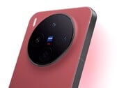 Vivo X300E 的机身尺寸将比 Vivo X300（如图所示）更大
