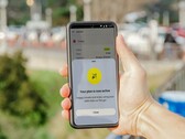 eSIM 插图：Opal Pierce，来自 Unsplash