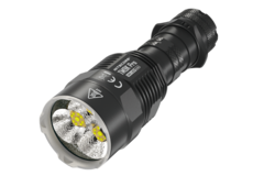 TM9K Pro 有三组 27 个 LED。(图片：Nitecore）