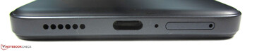 底部：双卡槽、麦克风、USB-C 2.0、扬声器