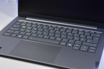 联想 ThinkBook 14 第 8 代：键盘