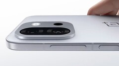 OnePlus 13T。(图片来源：OnePlus）