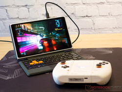 OneXPlayer 2 Pro - OneNetbook 提供的评测设备