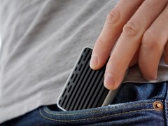 Comet 是一款速度极快的新型雷电 5 固态硬盘(图片来源:Comet)