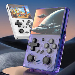 R35 Plus 与最近发布的 Anbernic RG35XX 相似，但配备了一对操纵杆。(图片来源：SZDiiER）