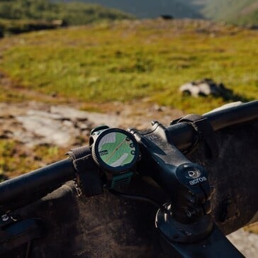 有了离线地图，没有智能手机也能导航。(图片来源：Suunto）