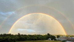 下一个Honor 旗舰会是这个样子吗?(来源:康海荣哈里森通过微博)