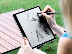 通过反射式液晶显示屏，Paper 2.0 也可以在声光环境中使用。(图片来源：Eazeye）